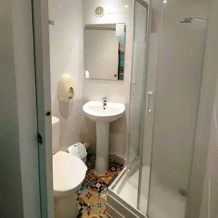 Hotelf1 Lyon Bourgoin-jallieu Hotel