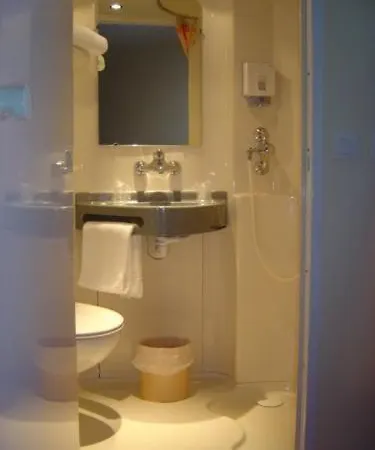 Hotell Hotelf1 Lyon Bourgoin-jallieu